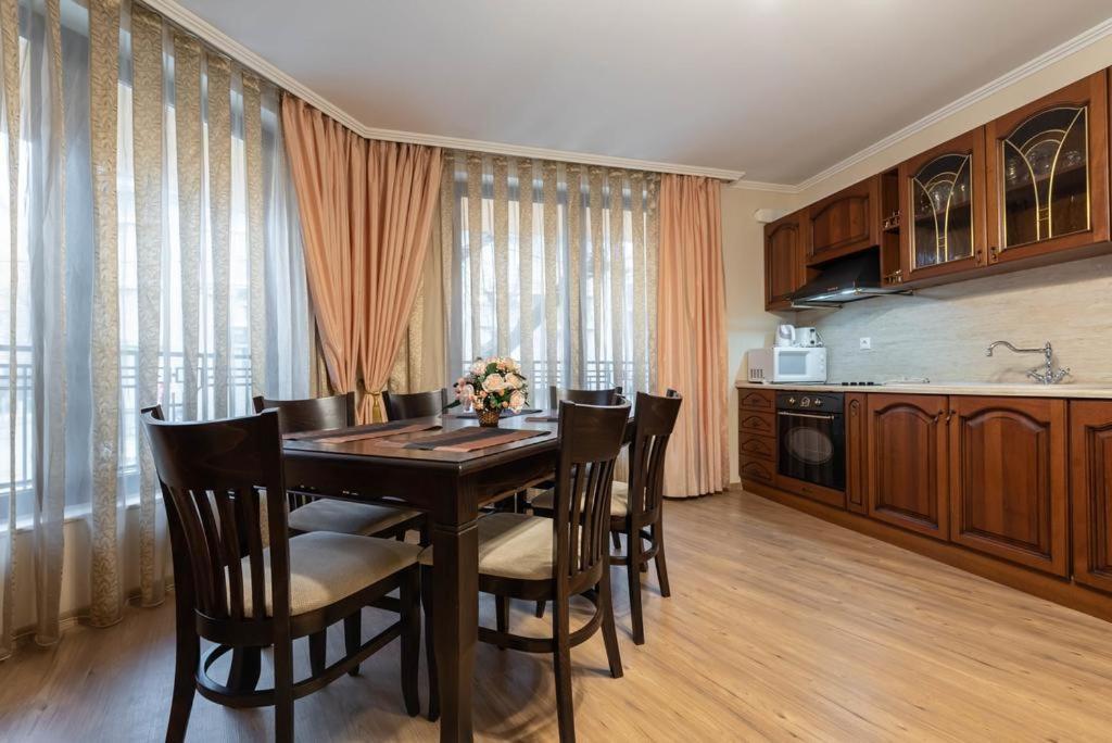 Vazov Residence , Two Bedroom Top Centre Apartment Warna Exterior foto